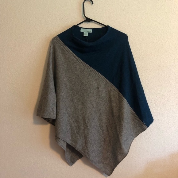 Nwt Gray and Teal Celeste Poncho - Picture 1 of 7